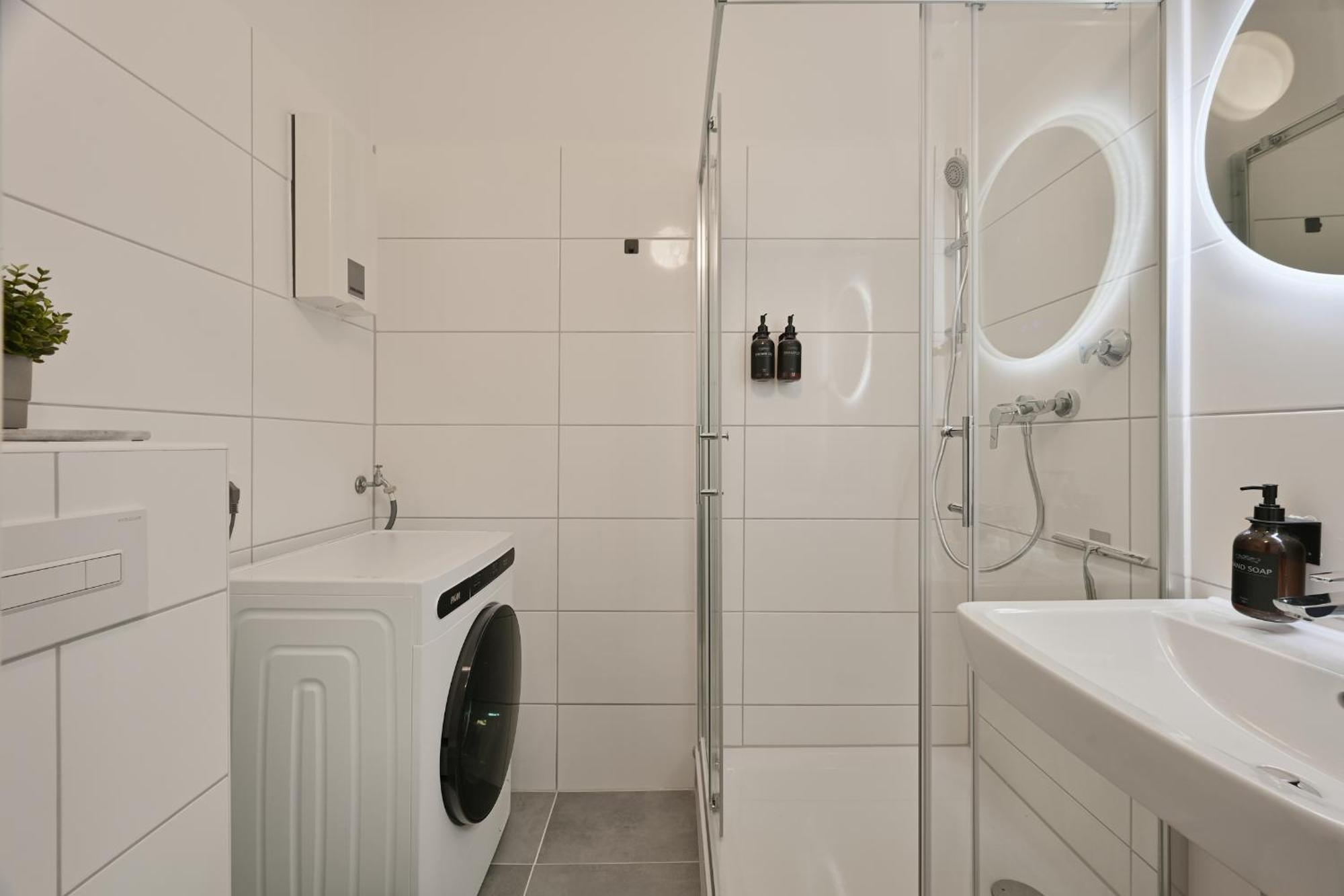 אסן Goodliving Apartments Studio Mit Balkon & Netflix מראה חיצוני תמונה